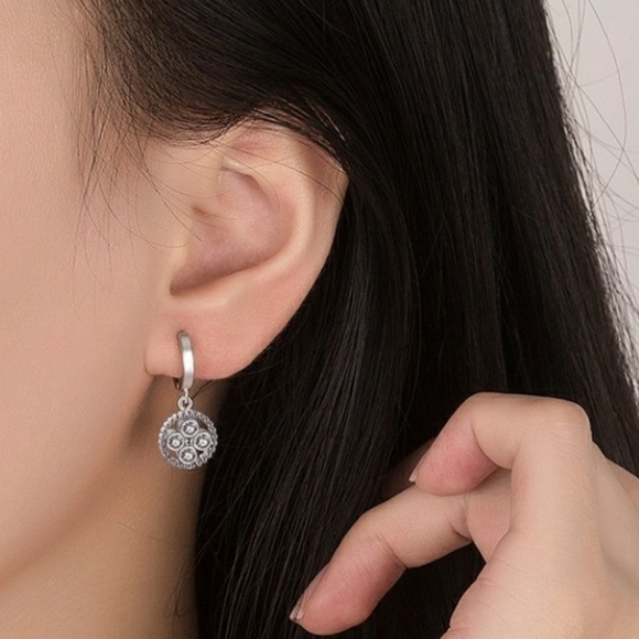 💯💋Host Pic NEW S925 Unique Dangle Zircon Earring - Picture 2 of 13